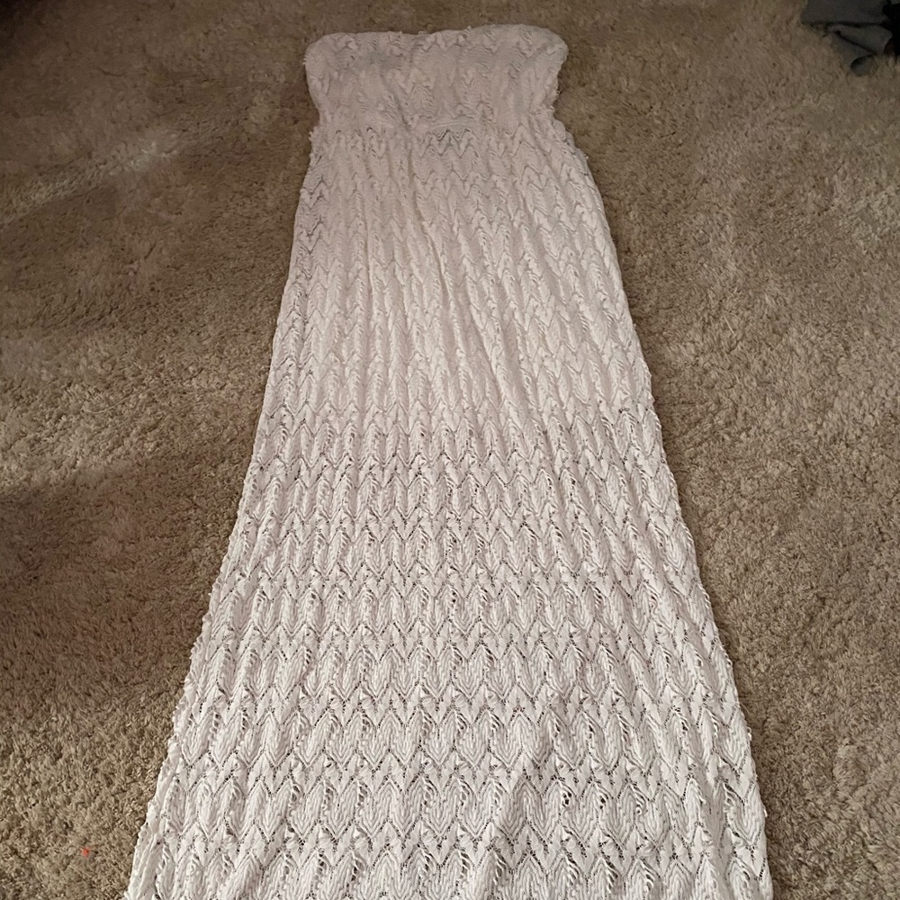 White lace maxi dress